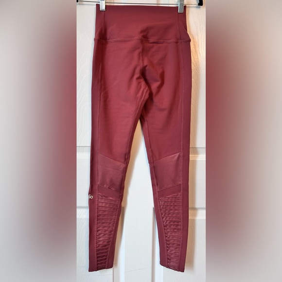 ALO Yoga High Waist Moto Legging- Earth & Earth Glossy/ Size Small - Picture 3 of 6